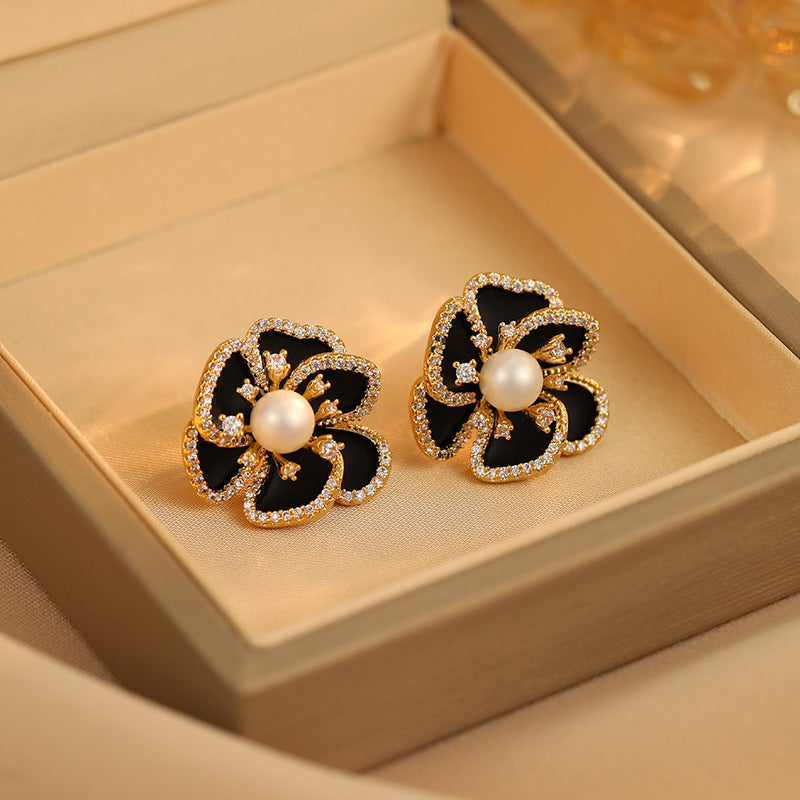 Three-Dimensional Camellia Earrings: Internet Celebrity, French Retro, Light Luxury