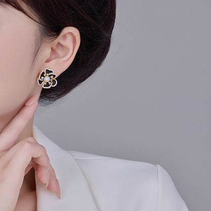 Three-Dimensional Camellia Earrings: Internet Celebrity, French Retro, Light Luxury